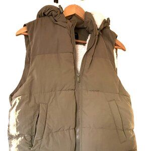 Love Tree Women's Green & Cream Puffer Vest L